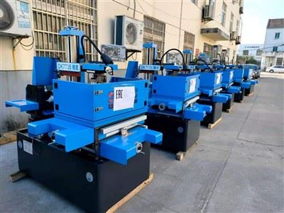 Features And Uses Of EDM Wire Cut Machine